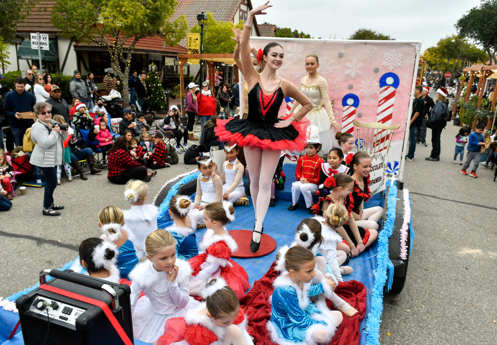 120421 Solvang parade 11.JPG